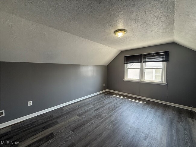 Building Photo - 4188 E 186th St