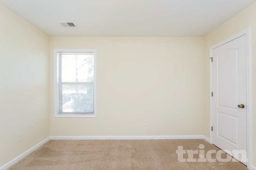 Building Photo - 227 Bethany Manor Ct