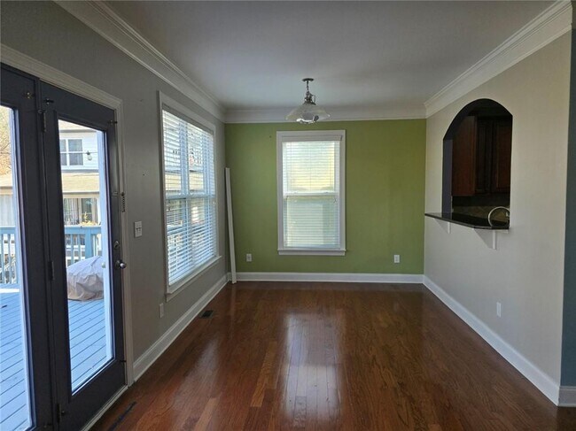 Building Photo - 3845 Dalwood Dr