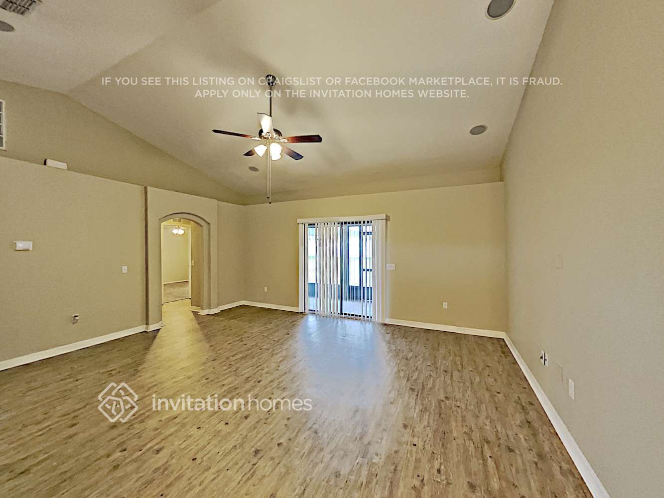 Building Photo - 5193 Ashwood Dr