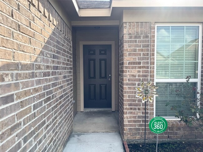 Building Photo - 18323 Spruce Tree Line Trl