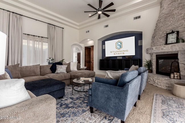 Building Photo - 2506 S 186th Dr