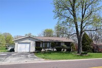 Building Photo - 3626 Blecha Rd