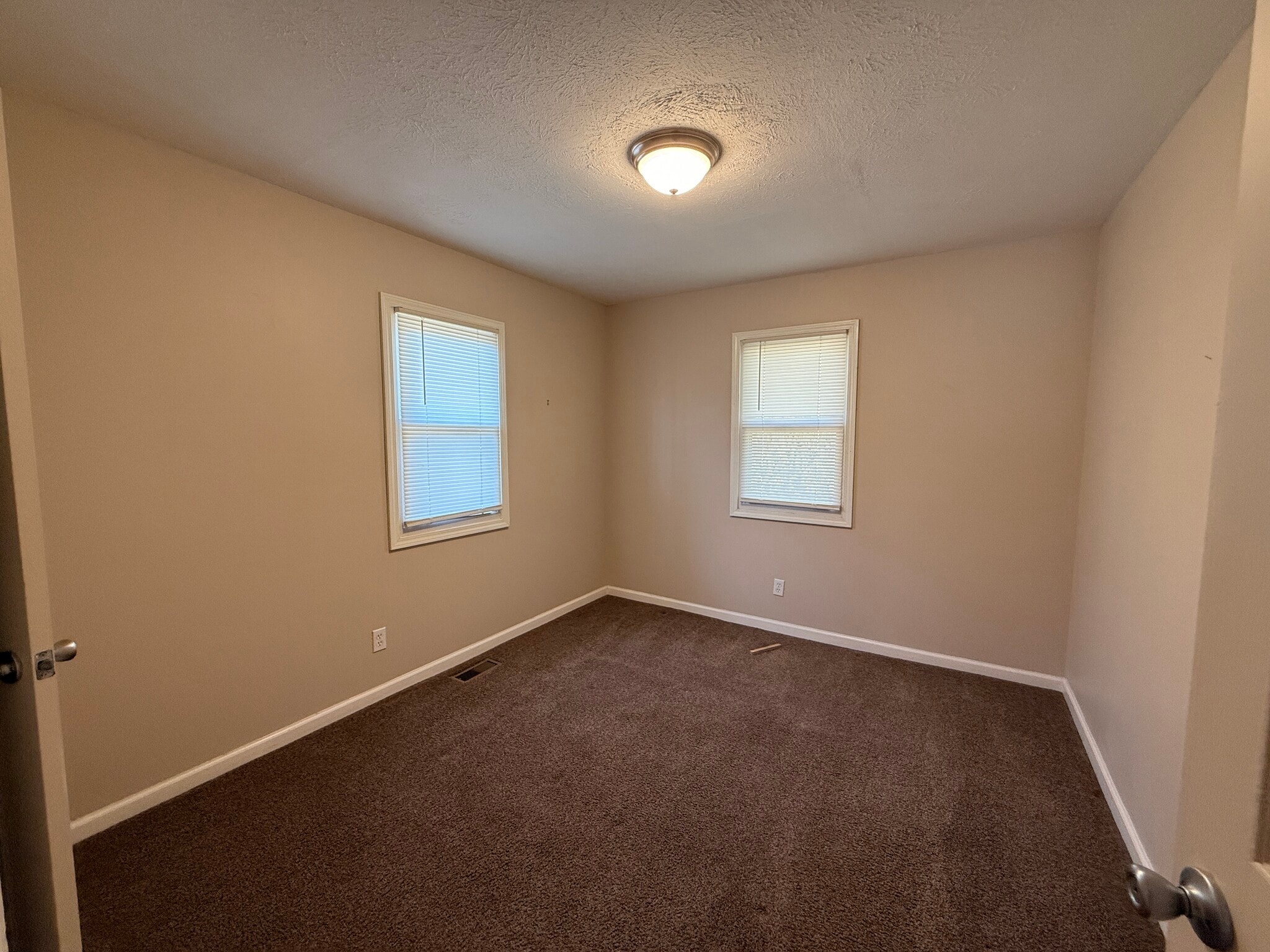 Building Photo - 1511 High St