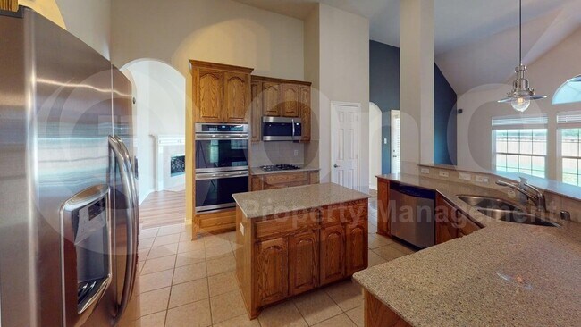 Building Photo - 2110 Pecan Ridge Dr