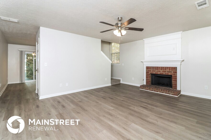 Building Photo - 7250 Bridgeport Ct