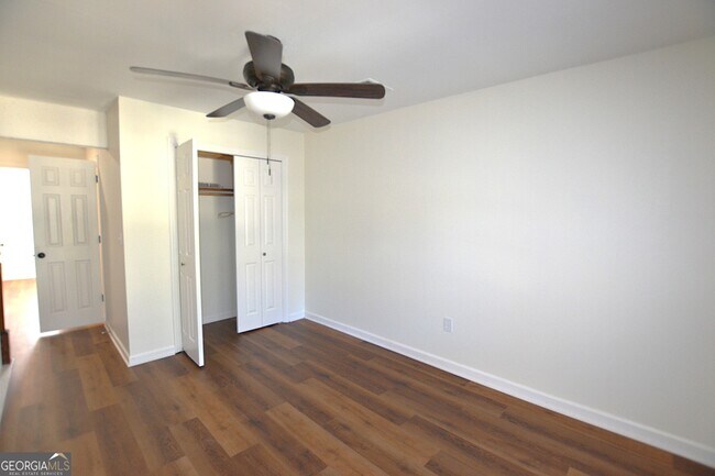 Building Photo - 2085 Sand Wedge Cir