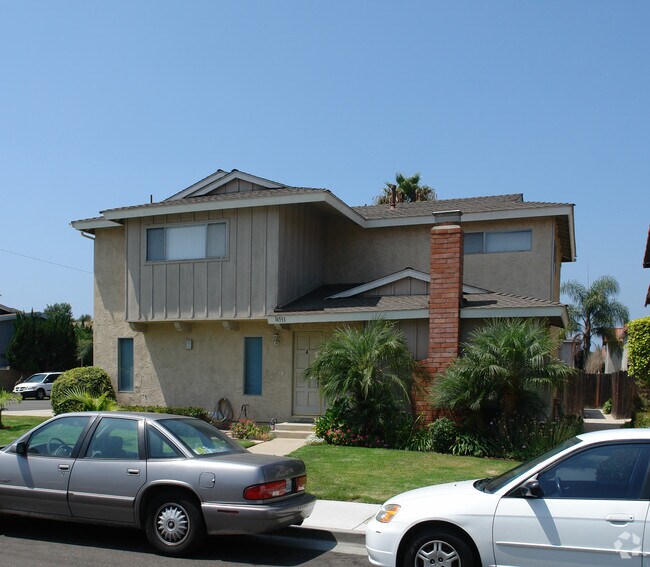 Building Photo - 16551 Pro Cir