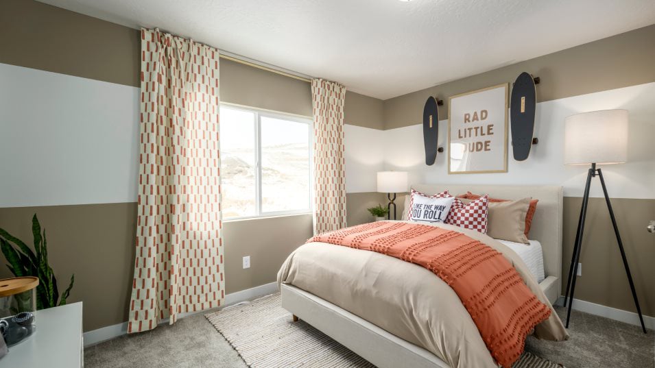 Building Photo - 1545 W Bravo Dr