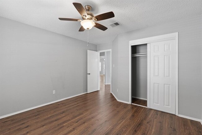 Building Photo - 913 Dover Pass