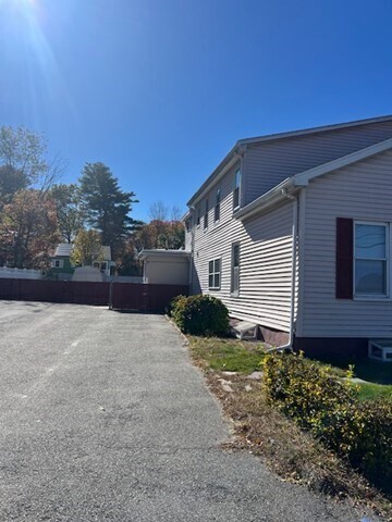 Building Photo - 835 Boston Rd