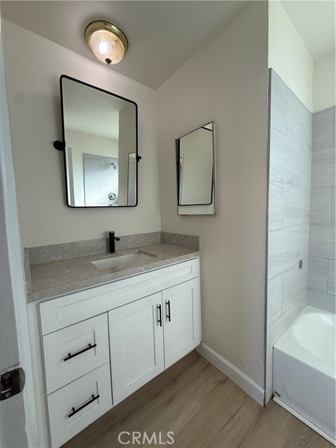 Building Photo - 558 S Benjamin St