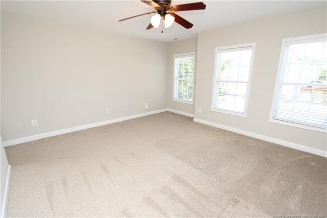 Building Photo - 5233 Stone Station Dr