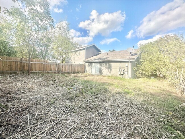 Building Photo - 5101 Purple Sage Dr