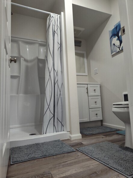 bathroom - 3039 SE Dune Ave