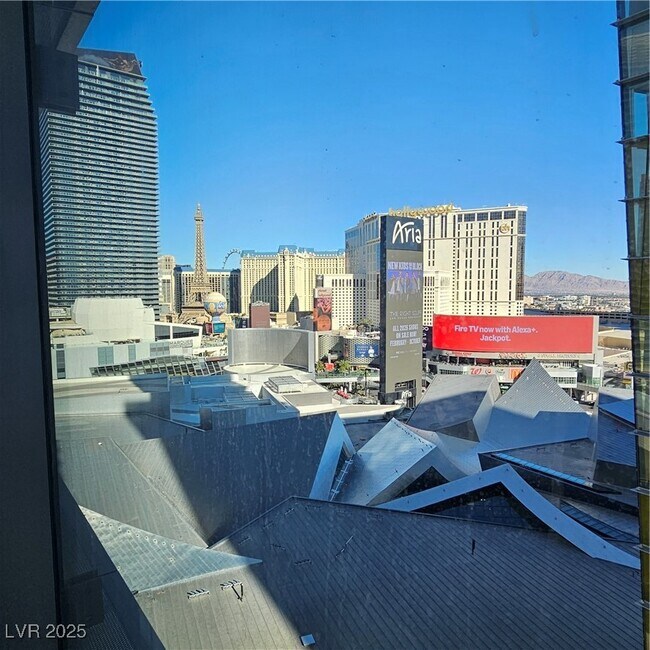 Building Photo - 3726 S Las Vegas Blvd