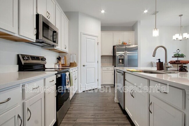 Building Photo - 4136 Lavender Ct