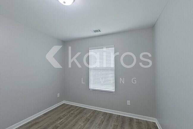 Building Photo - 117 Williams Ln