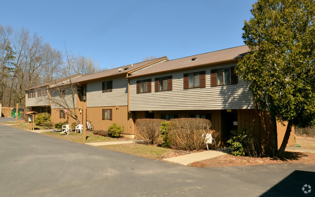 Fort Edwards Commons - Fort Edward Commons