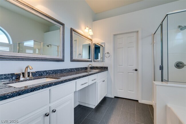 Building Photo - 2042 Poetry Ave