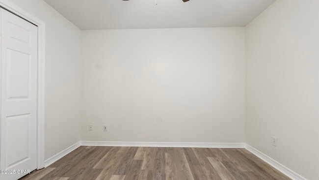 Building Photo - 137 Park Pl
