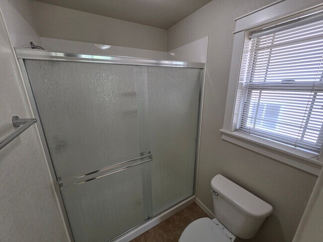 Building Photo - 3722 E Avocet Way