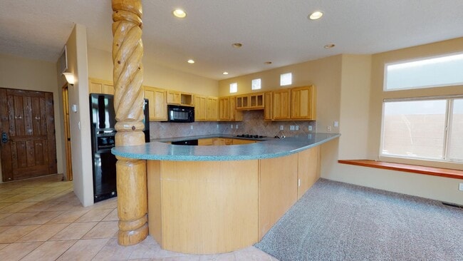 Building Photo - 12609 Sandia Ridge Pl NE