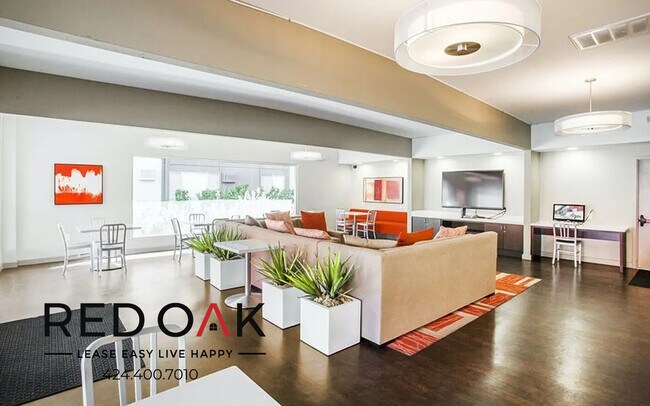 Building Photo - 21315 Roscoe Blvd