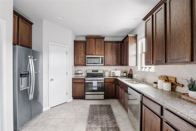 Building Photo - 366 Eagle Brook Ln