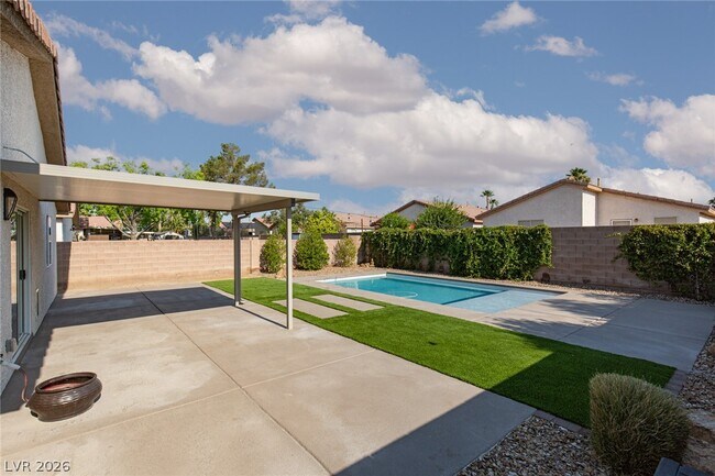 Building Photo - 4912 Peaceful Pond Ave