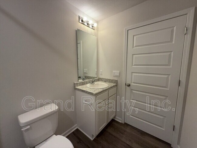 Building Photo - 4395 Winged Elm Ct