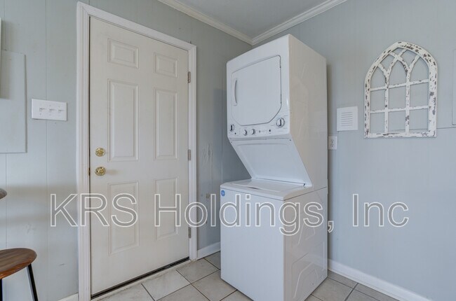 Building Photo - 4119 Richmond Hwy