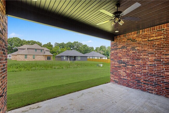 Building Photo - 2102 Dagan St