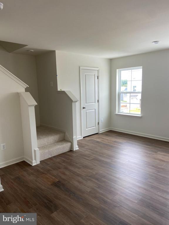 Building Photo - 263 Clifton Mnr