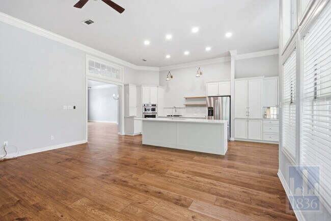 Building Photo - 41 Stillmeadow