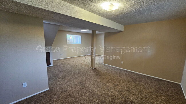 Building Photo - 3234 S Dudley St