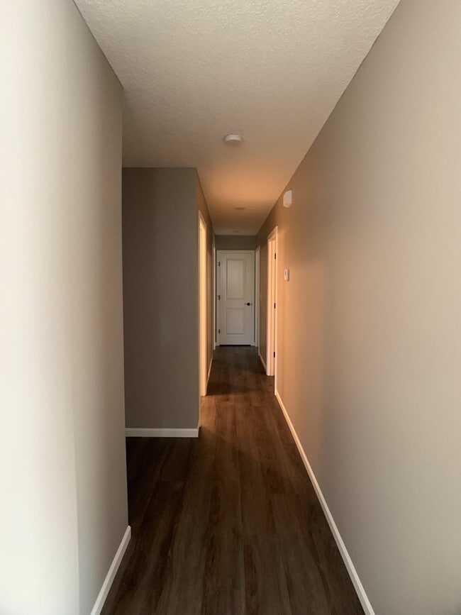 Building Photo - ADORABLE SINGLE FAMILY HOME! BUILT IN 2018!