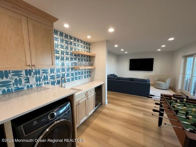 Building Photo - 3632 Ocean Terrace