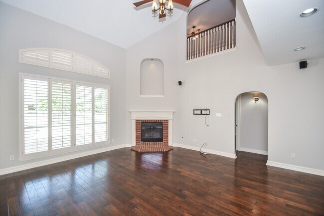 Building Photo - 22402 Caroline Chase Ct