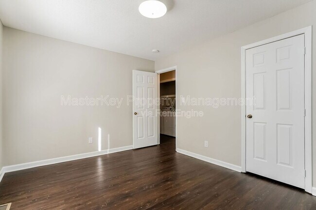 Building Photo - 3002 Appling Way