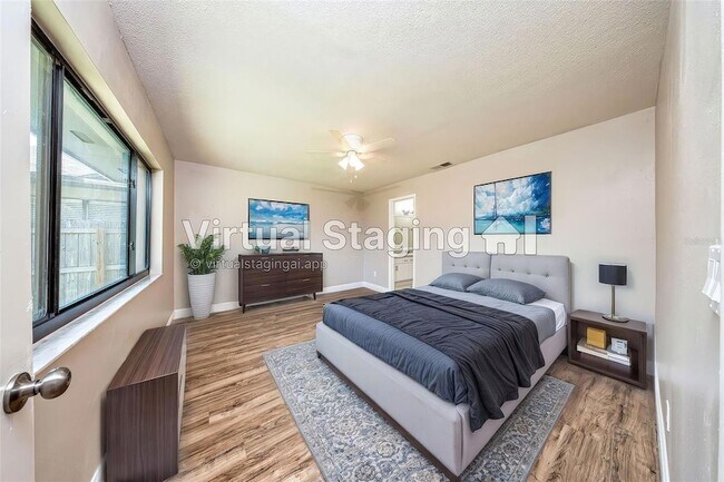 Building Photo - 308 Alba Ln