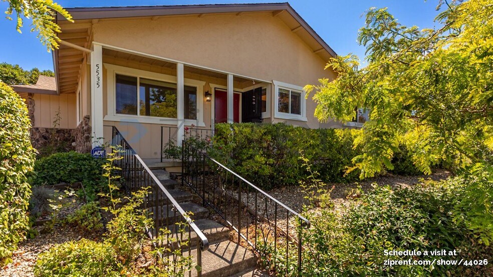 Primary Photo - 5535 El Encanto Cir
