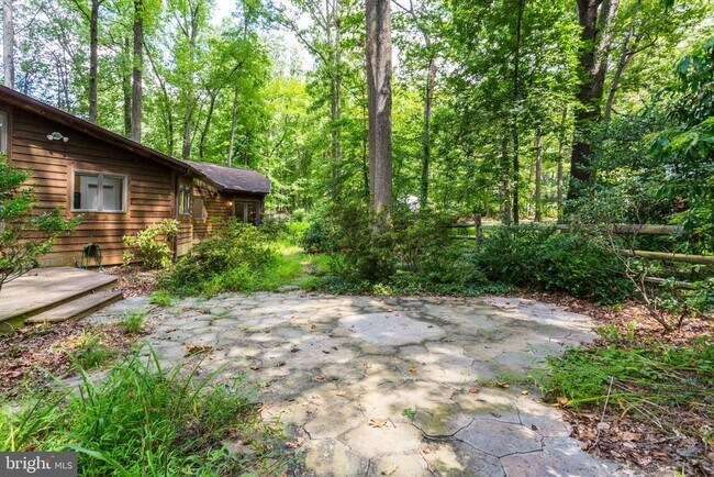 Building Photo - 10373 Currycomb Ct