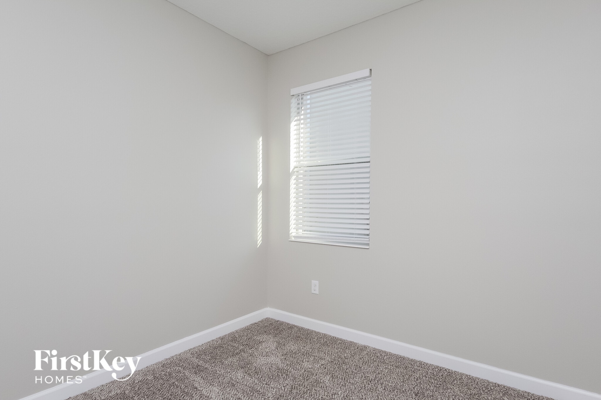 Building Photo - 1958 Pantheon Dr