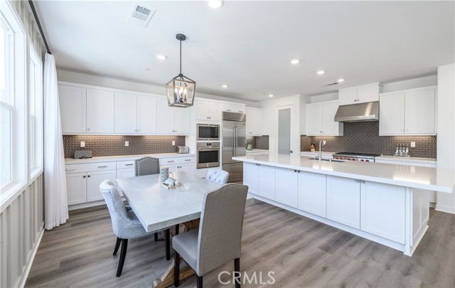 Building Photo - 32454 Old Sage Dr