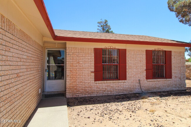 Primary Photo - 1808 Dean Martin Dr