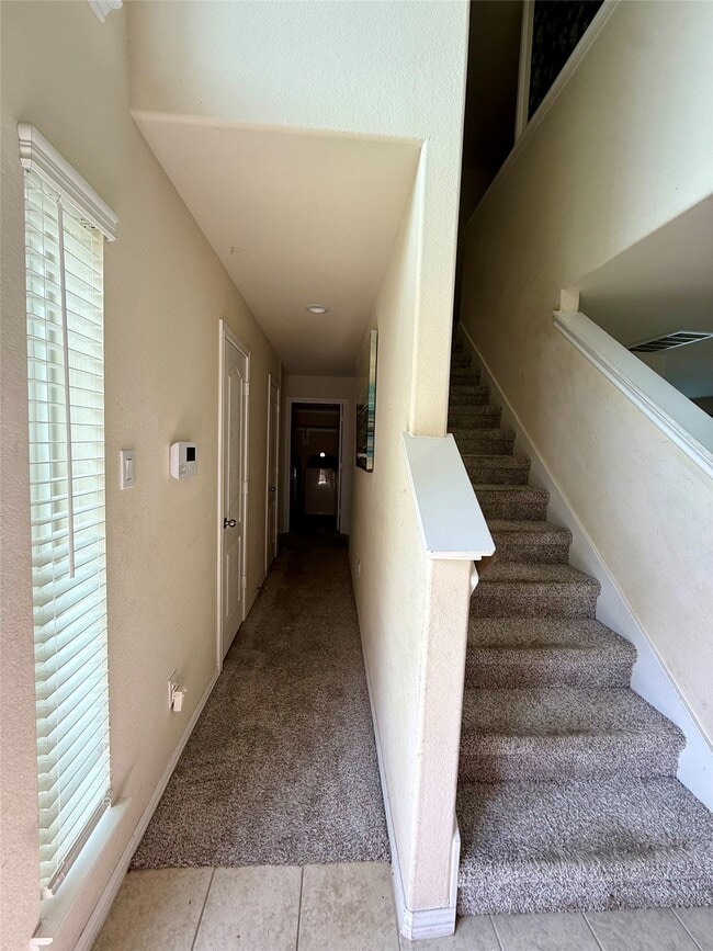 Building Photo - 4703 S Richwood Dr