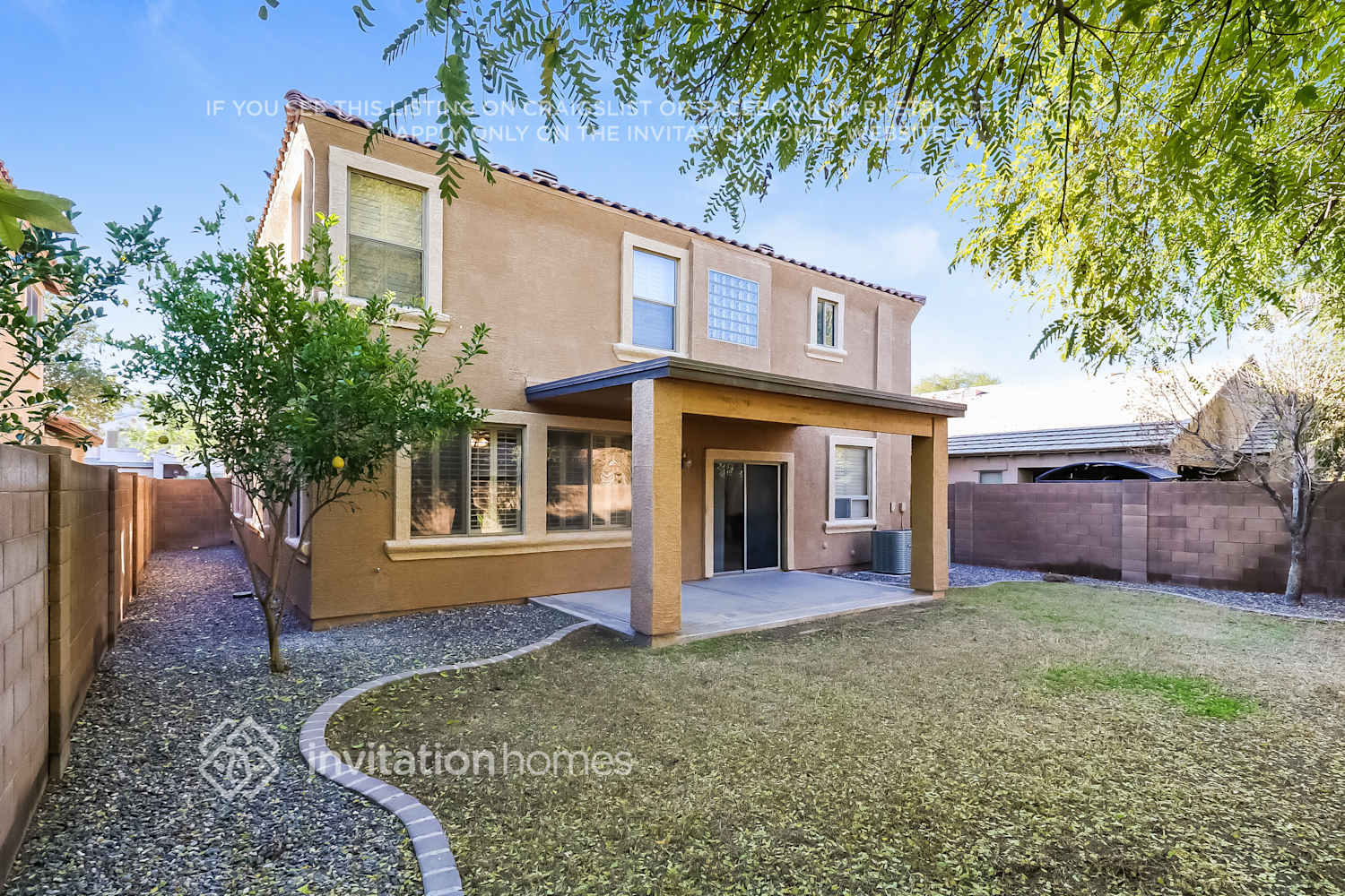 Building Photo - 16174 W Hilton Ave