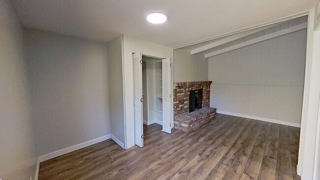 Building Photo - 1100 S Jefferson Ave