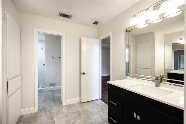 Building Photo - 2813 Glen Forest Ln